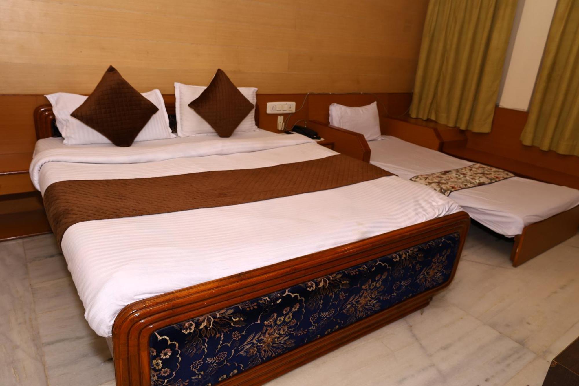 Nāthdwāra Hotel Suncity By Sharnam מראה חיצוני תמונה